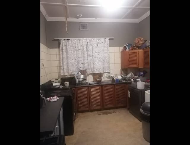4 BEDROOM HOUSE FOR SALE IN BLUFF